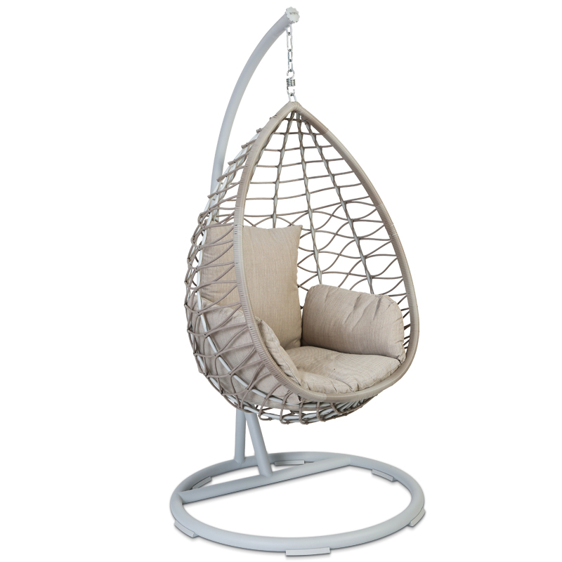 Rattan egg chair from the side