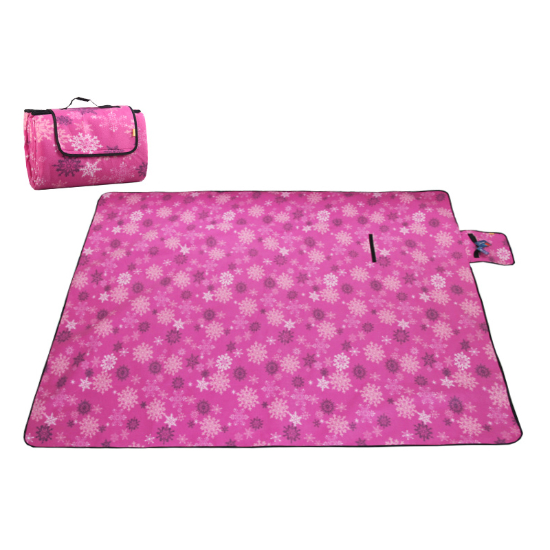 Outdoor blanket with waterproof backing